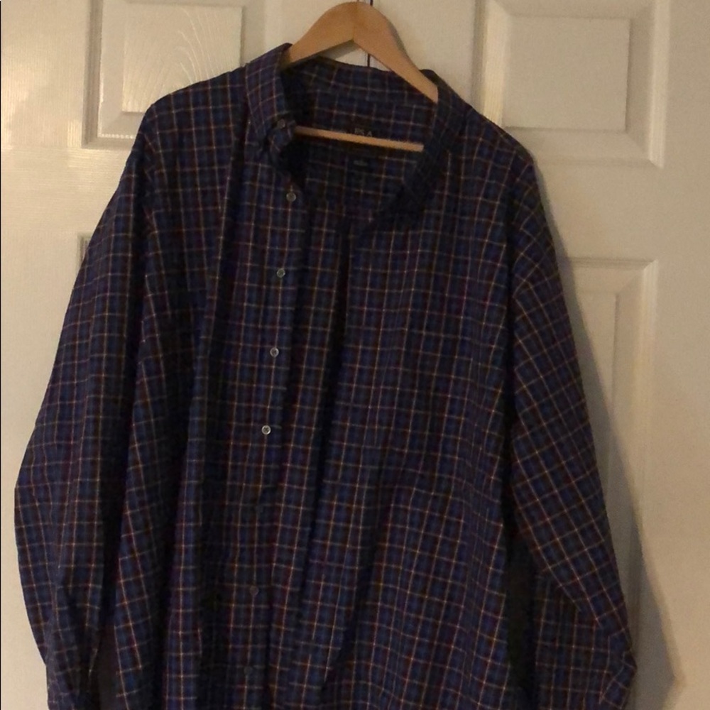 Jos. A. Bank 100%cotton plaid Men’s shirt